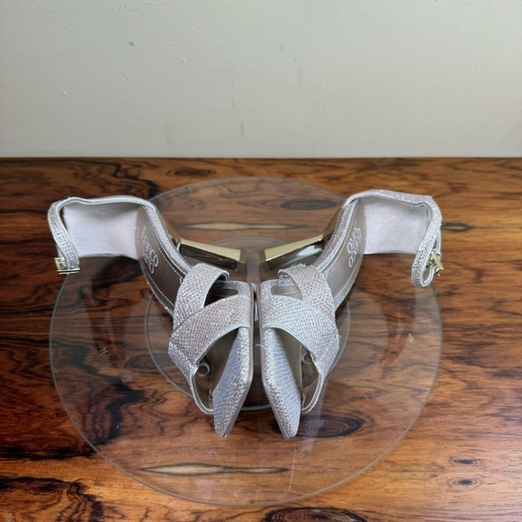 Franco Sarto Rania Ankle Strap Sandal in Gold - Picture 12 of 13